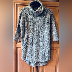 NWOT Express Cable Knit Turtleneck Tunic Sweater